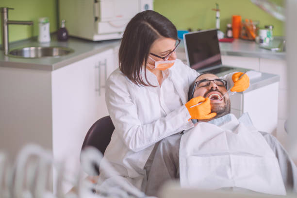 Best Emergency Denture Repair in Landmk, AR
